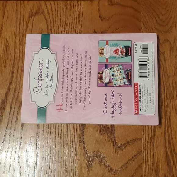 Confectionately Yours by Lisa Papademetriou Save the Cupcake! & Taking the Cake! - Picture 4 of 9